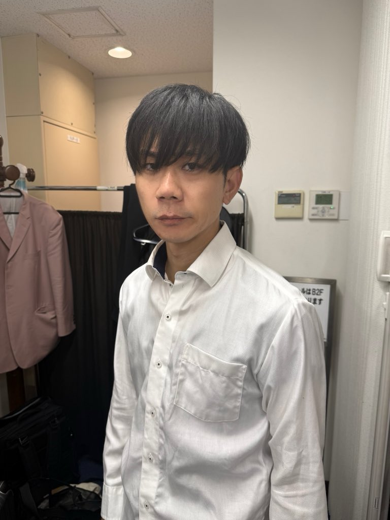 hoteisonSHOGO's tweet image. めっちゃええやん　　　

髪下ろしたら渋いやん

#キュウ
#清水誠