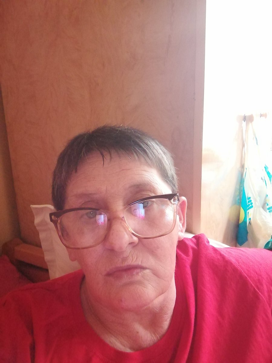 Dobro jutro još jednom drugari moji dobri ako ste u mogućnosti za 1 poruku za mene 1016 na 3030. Molim Vas 🙏❤️