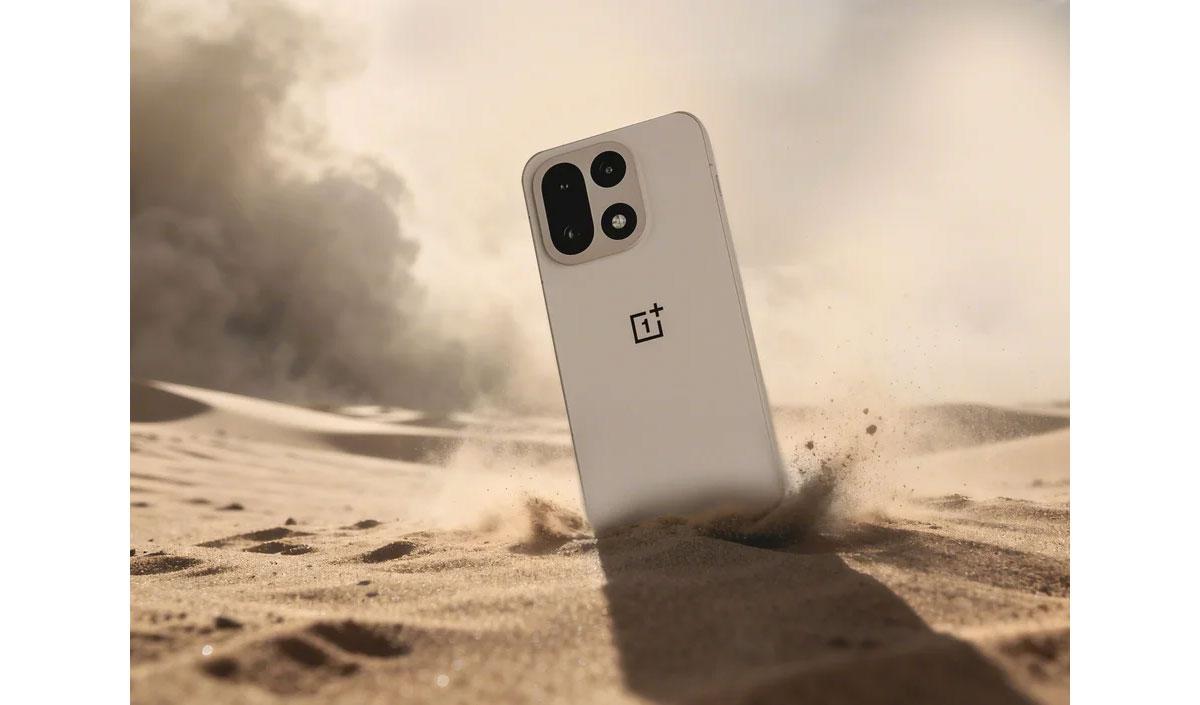 IziBook's tweet image. #NewsTech #OnePlus OnePlus 15 – Les dernières fuites promettent un smartphone monstrueux: Le OnePlus 15 doit être dévoilé ce mois-ci en Chine et un grand nombre de ses caractéristiques commencent à affluer sur la toile.  Préparez-vous, c’est un… dlvr.it/TNZ1Vw @IDBOOX