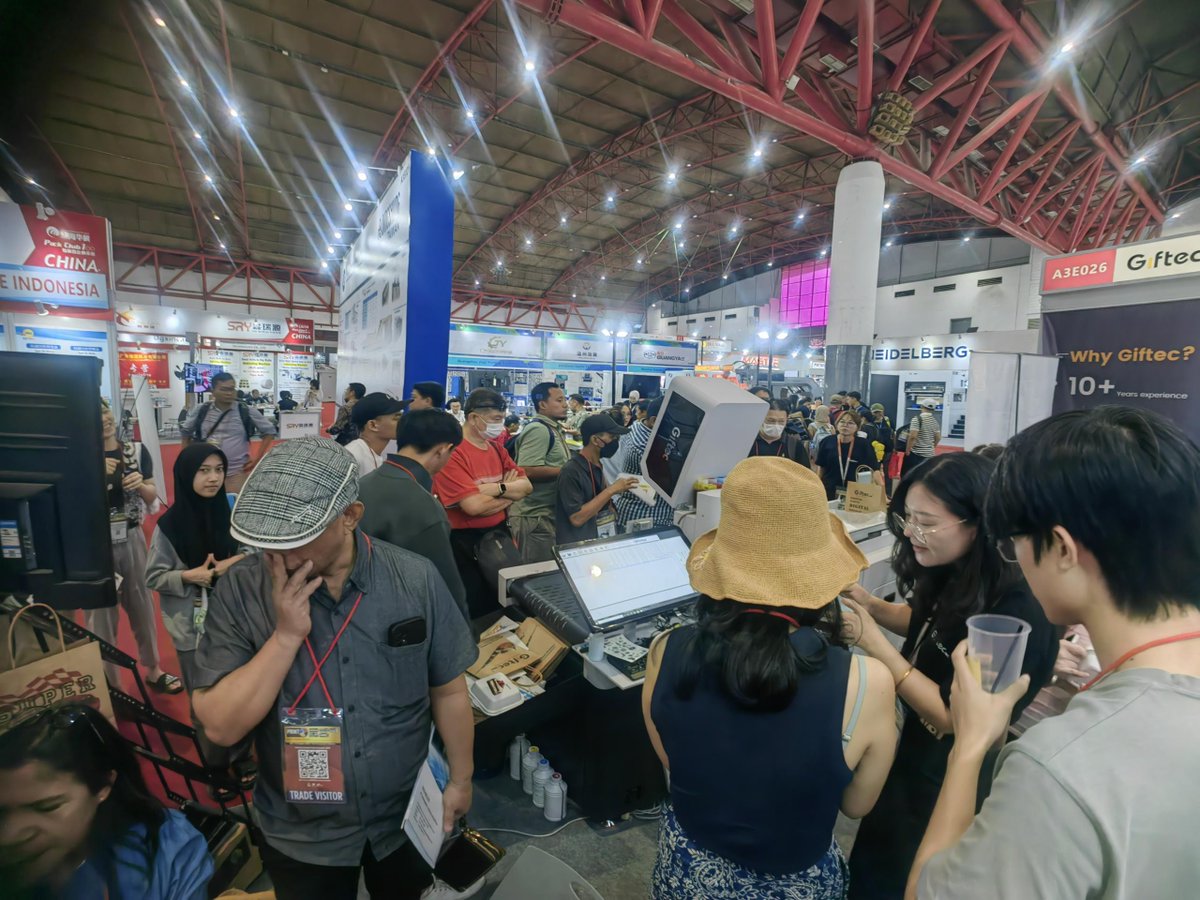 Giftec279058's tweet image. Indonesia ALL PRINT &amp;amp; INTER CORRUGATED 2025 continues!🎉

The event was packed, and we could see everyone&apos;s enthusiasm for the latest Single Pass packaging digital printing technology!💯

We warmly welcome everyone to visit the Giftec booths: A3E026+A3E028 

#singlepassprinter