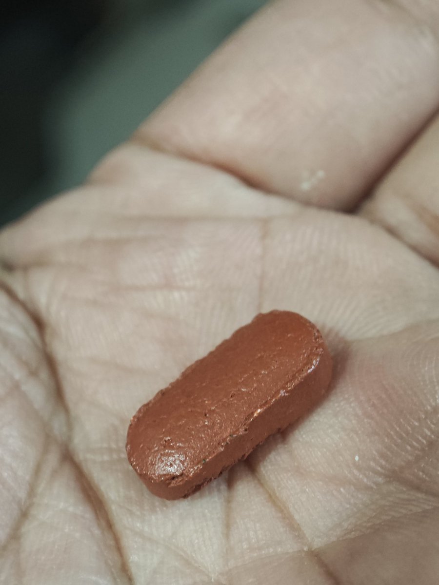 hello_PRP's tweet image. Ordered from @myntra and now they dont want to listen. The product is not in a good shape and as per @MyntraSupport I have raised complain 1st tym so return can not be accepted. What kind of reason is that. @BandBajaateRaho @jagograhakjago plz guide me to file a complain. #