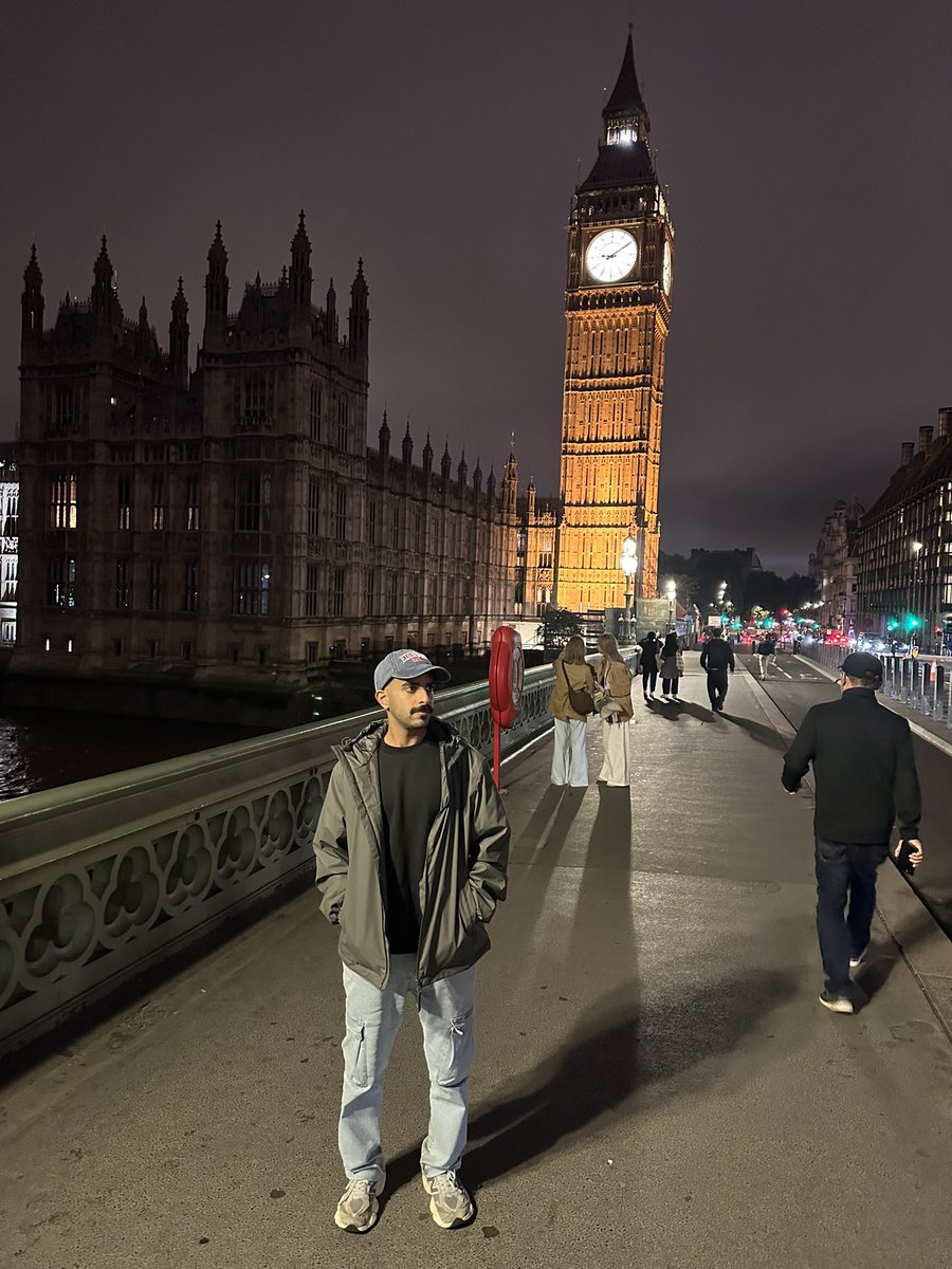 qrf77's tweet photo. London https://t.co/E00PRh96EI
