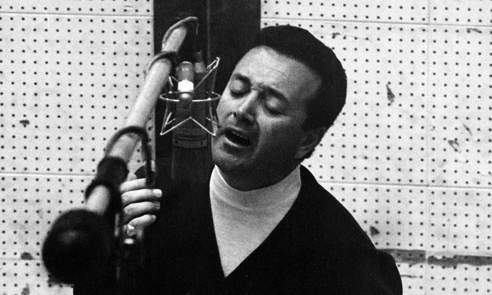 elsotaescala's tweet photo. #bersions
1169.- #JohnColtrane and #JohnnyHartman "My One and Only Love" -1963- (#RobertMellin, #JackLawrence, #GuyWood) #VicDamone, #CamarataAndHisOrchestra -1947-
https://t.co/fiE8jXJwJM https://t.co/RCbAJJmldi