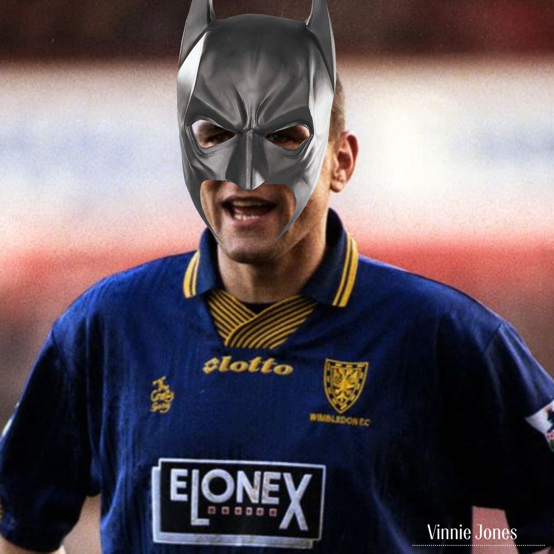 SundayLeagueR9's tweet image. When there's a role for Batman open, I know a few people who would fit perfectly.
#Batman #Redcard