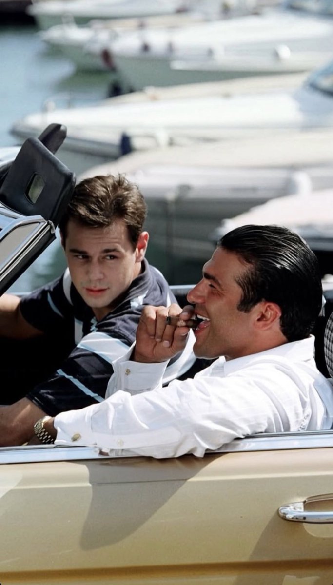 𝐑𝐞𝐚𝐦 𝐂𝐡𝐚𝐫𝐥, 𝐑𝐞𝐚𝐦.