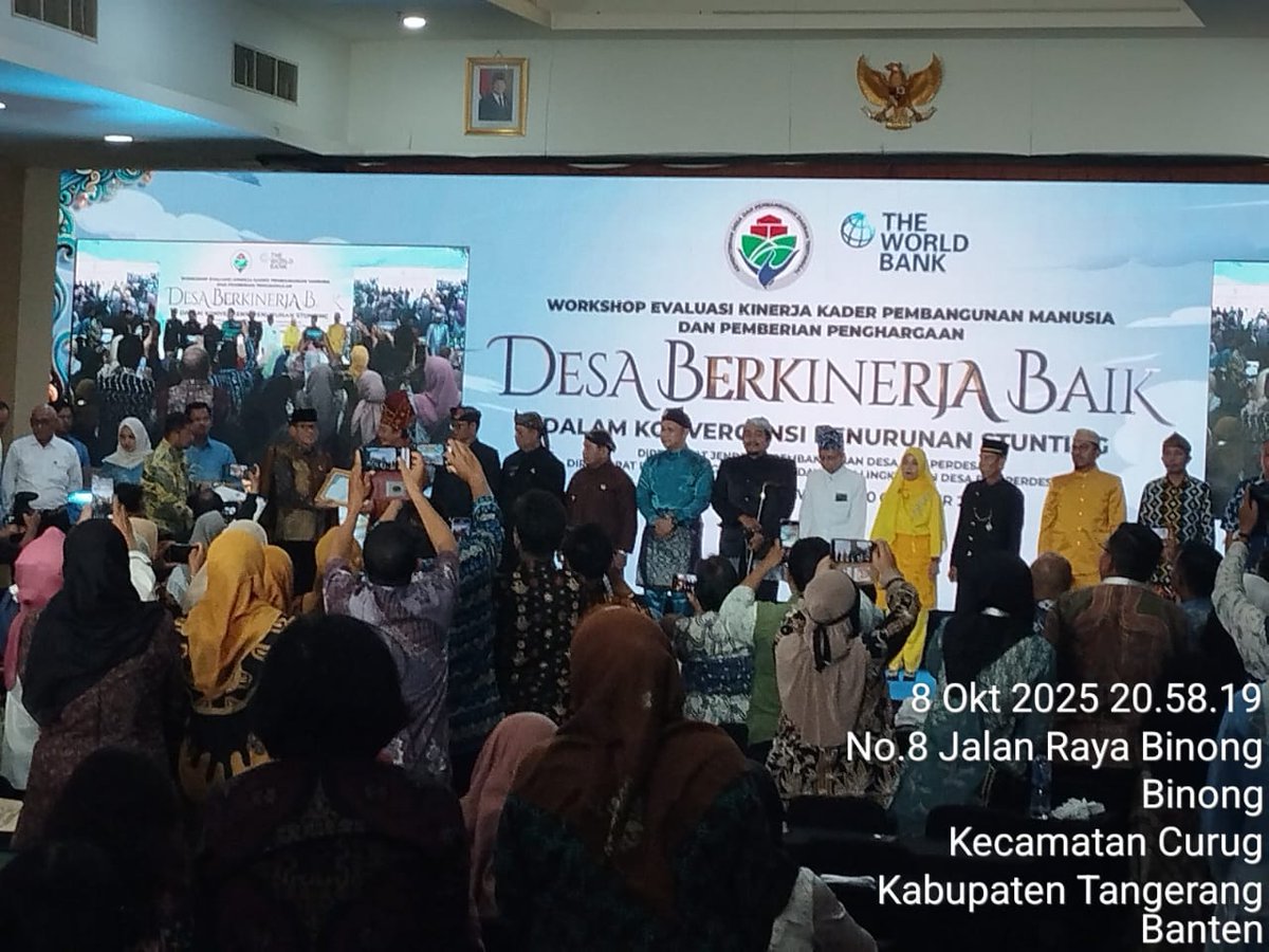 Muhtar_Affandi's tweet photo. Selamat atas Prestasi dan Kerja Kerasnya layak mendapatkan Penghargaan oleh Menteri Desa, PDT kepada desa berkinerja terbaik dalam konvergensi penurunan stunting di Indonesia 
@prabowo
@YandriSusanto
@ArizaPatria

#DesaTerbaik
#TerimaKasihPakMentriDesa https://t.co/30Y4okOoAp