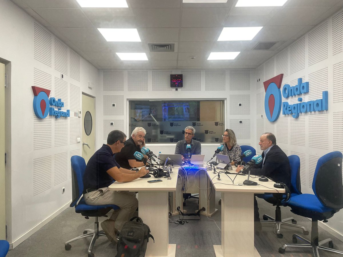 🔵📻 La #tertuliaOR ya está en antena. La puedes VER en: 

🔗orm.es/directos/infor…

🗣️ <a href="/la_unzu/">Belén Unzurrunzaga</a> <a href="/mlmorell/">Miguel López-Morell</a> <a href="/pjmartinstar/">Pedro Juan Martín Castejon</a> <a href="/jc_josec/">Jose Carlos Vicente Lopez</a>
