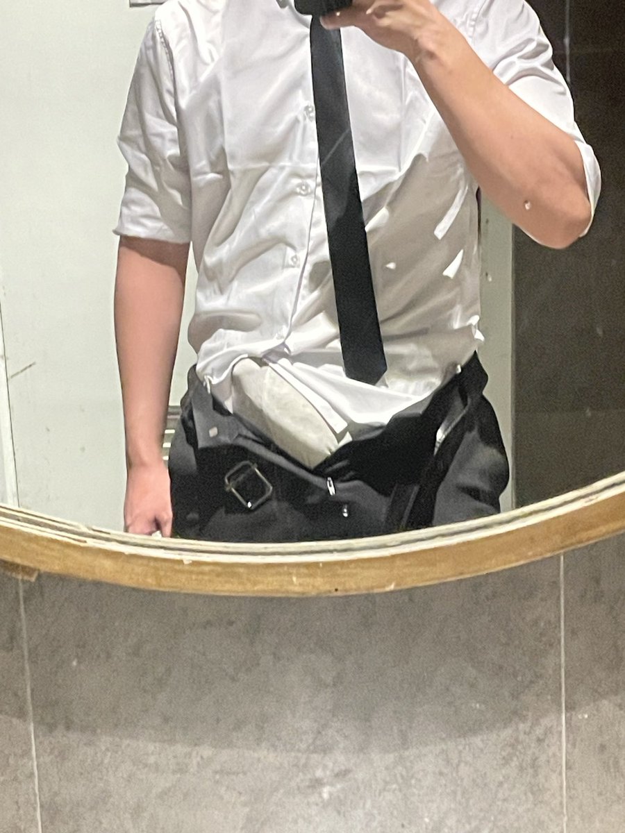 都上班了吧，中秋节快乐咯