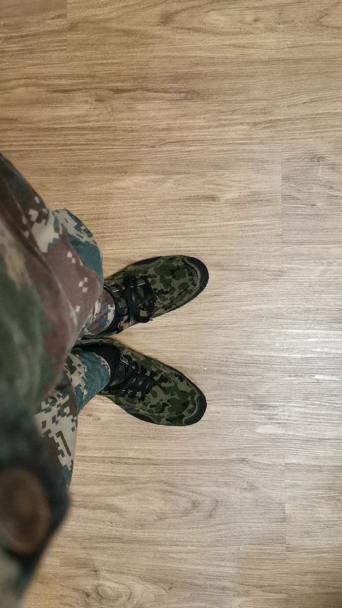 fighter92265587's tweet photo. 给老子站好了 https://t.co/TiHe1SPcUf