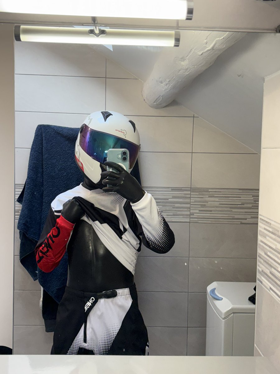 MX LATEX 🖤🏍️