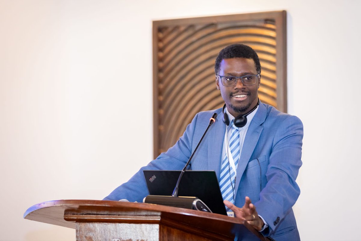 What an honour to moderate the session on Advocacy that Moves Ressources and Minds at the <a href="/IPPFAR/">IPPFAR</a> Regional Meeting in #Mombasa #Kenya.