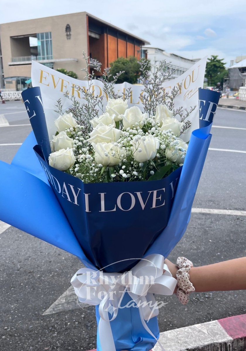 Congratulations พี่แทมป์บัณฑิตใหม่ ( <a href="/tampyy_/">TAMP</a> ) 💙🐶

มาเจอกันได้ที่  📍ตึก Aditayathorn Building @ Mahidol University International College (MUIC) 
เวลา  15 : 30 โดยประมาณ

#TAMP #TAMPYY #แทมป์ปี้้้เป็นพี่บัญฑิต