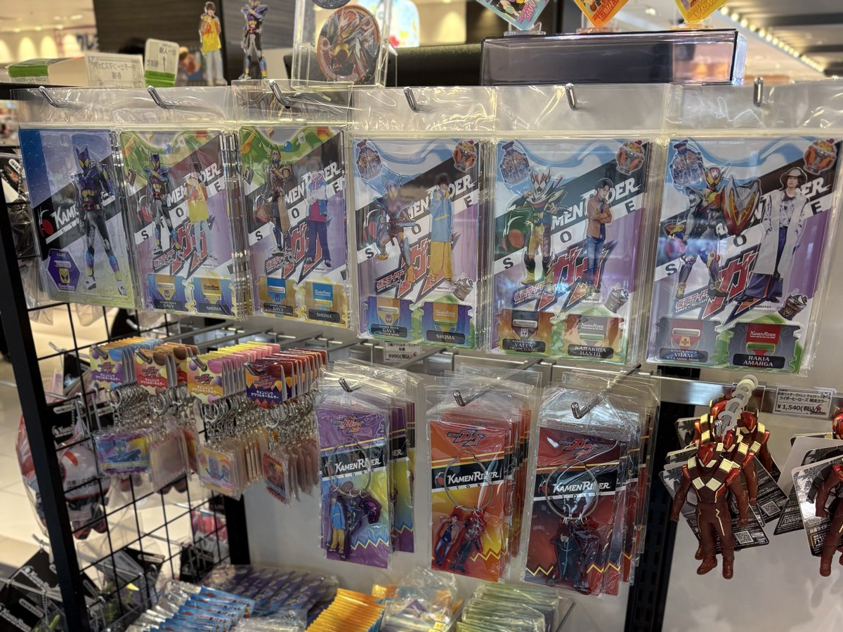 仮面ライダーストア大阪店 再入荷情報】 ・ツインアクリルスタンド