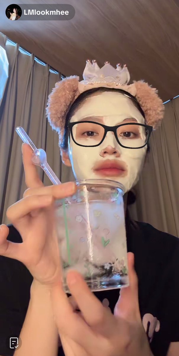 sapphiclover122's tweet image. things lookmhee said on her live:

- i liked to eat sonya
- hehehehehe
- i love sonya
- my life is hard and lookmhee makes it harder
- who’s sonya lover? mhee.
- it’s not sonia, it’s sonya
- sonya or maevika? BOTH.

#LMLookmhee #ลูกหมีซอนญ่า #lmsy