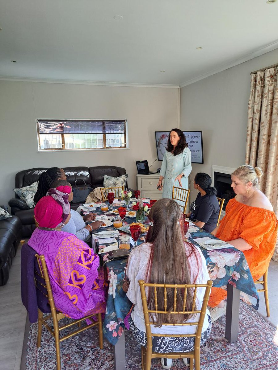 T4Leader tweet media