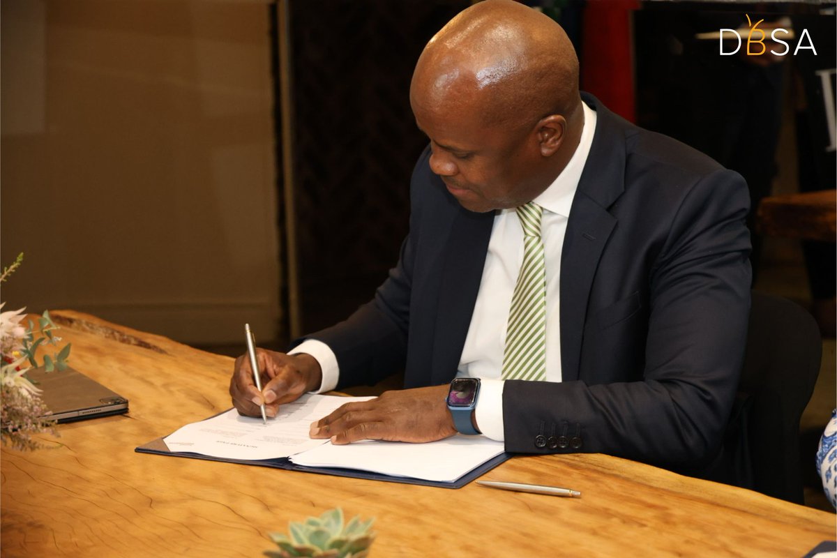 DBSA_Bank's tweet image. The Infrastructure Fund, Invest International &amp;amp; City of Johannesburg have signed a R550m grant for the R5.7 bn Waste-to-Energy project, generating 28 MW of renewable power and reducing landfill waste. 

#Sustainability #WasteToEnergy #InfrastructureFund