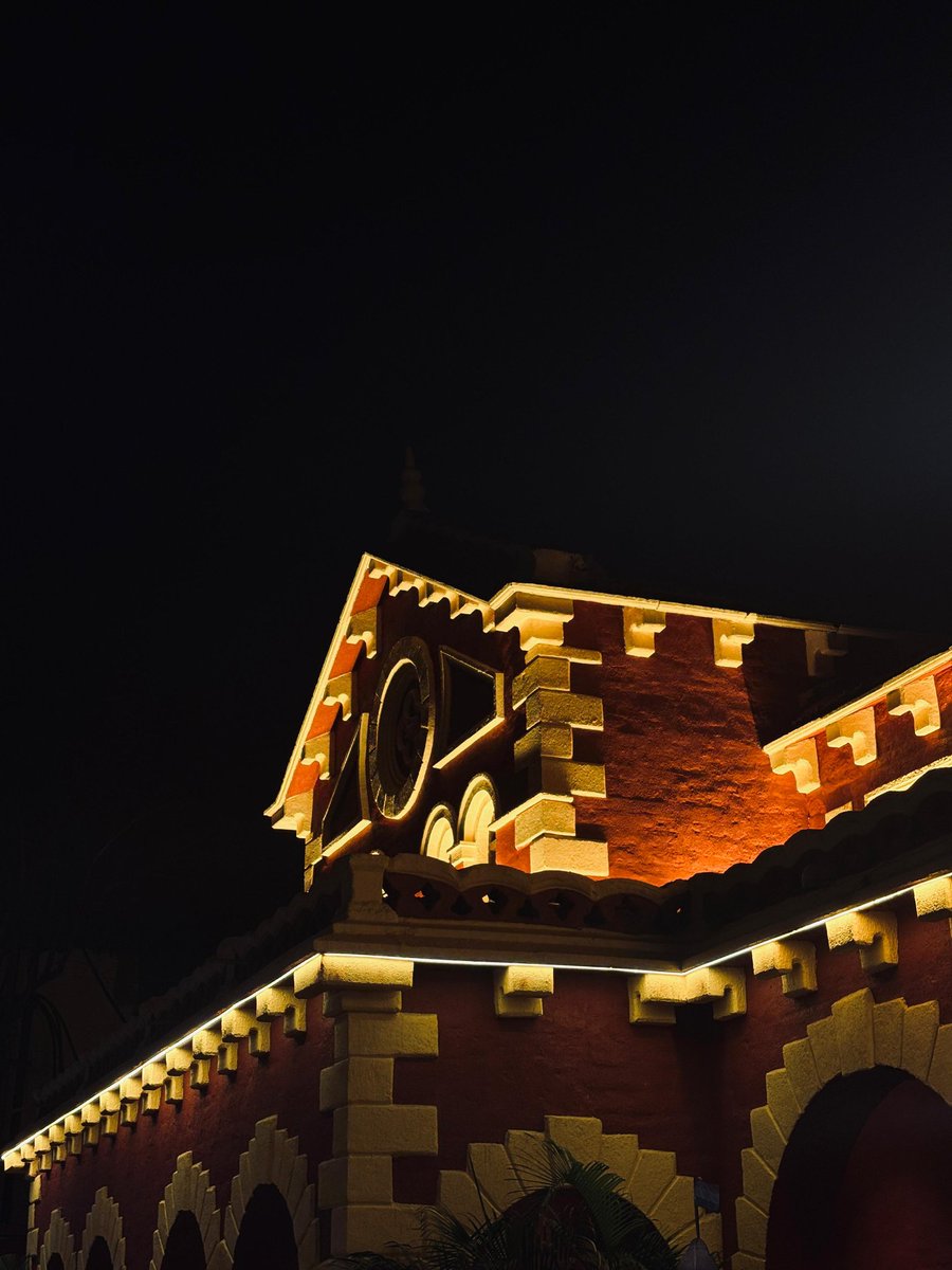 siddharthh:) tweet media