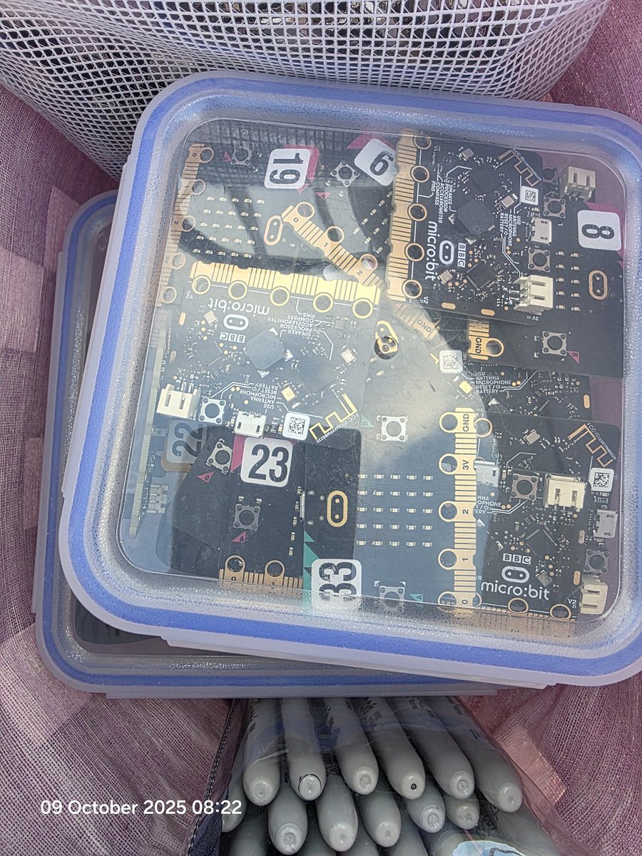 TsuiAllen's tweet image. Proud to have been able to host after school @CodeClub sessions where I work since 2016. Sessions meet every afternoon this school year with arithmetic mean of 15 attending. The @microbit_edu controlled @4tronix_uk will be the focus of today&apos;s session.
