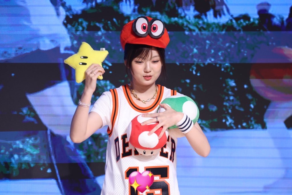 또한, 저는 여러분의 예능을 보고 각자의 취향을 알게 되었습니다. 제가 더 많은 활동을 하고 계속해서 응원할 수 있기를 바랍니다.