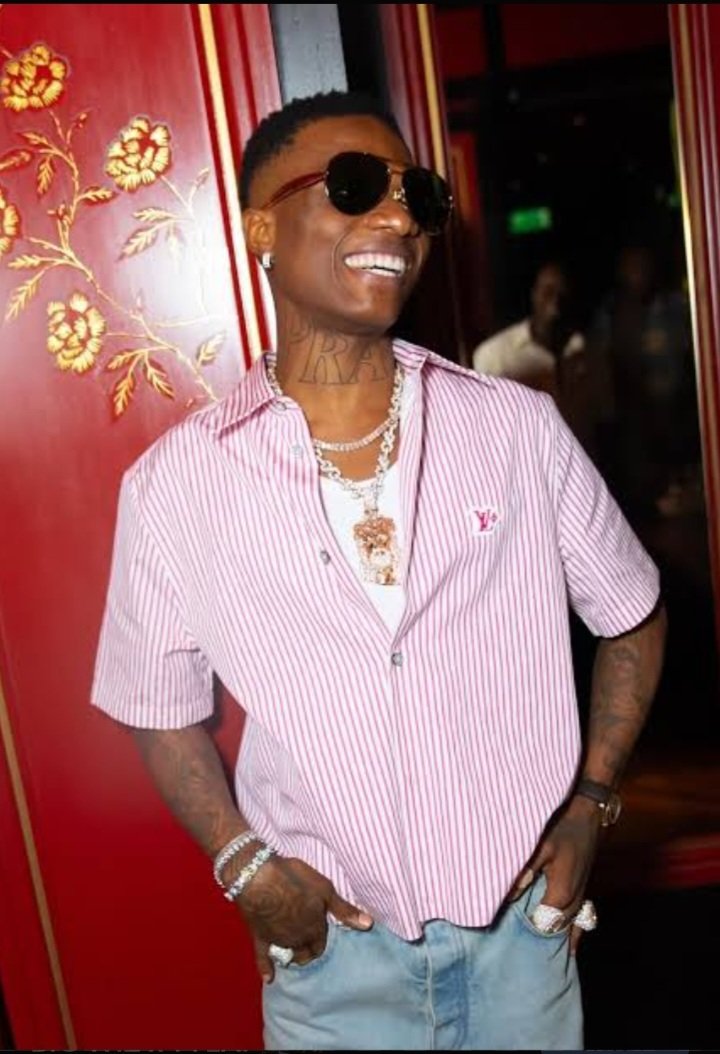 1sexybenita's tweet image. Wizkid on pink💓🦅
#wizkidfc