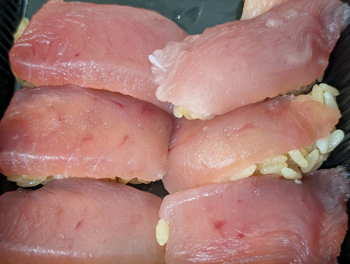 今日の試食😋 マグロの種類わかりますか〜🍣