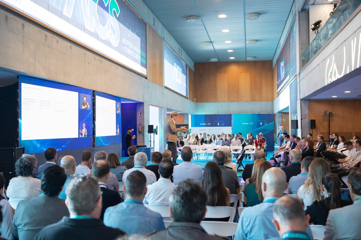 aics_summit's tweet photo. 🔥 Así cerramos #AICSRM2025 🔥

Hace una semana vivimos la segunda jornada de un evento que convirtió a Murcia en el epicentro nacional de la IA y la ciberseguridad.

Dos días intensos que reunieron a talento, empresas y administraciones para imaginar juntos el futuro digital. https://t.co/xHWL2y3Sfl