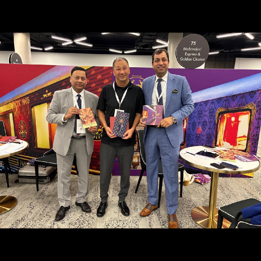 IRCTCofficial's tweet image. IRCTC is showcasing the grandeur of India’s luxury trains — Maharajas’ Express and Golden Chariot — at Luxperience 2025, Sydney, Australia from 7–10 October.
Bringing the royal experience of Indian luxury travel to the global stage!
#IRCTC #MaharajasExpress #GoldenChariot…
