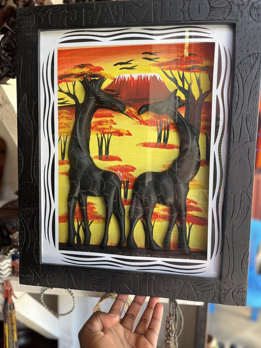 blackmellanin's tweet image. Adding a little African soul to your walls!
Handcrafted frames, full of color, culture and meaning.
#SupportLocal #AfricanDecor #ArtWithPurpose

Grab yours for only 35k.

📍: Mwenge mpakan.
📞: 0612463635.