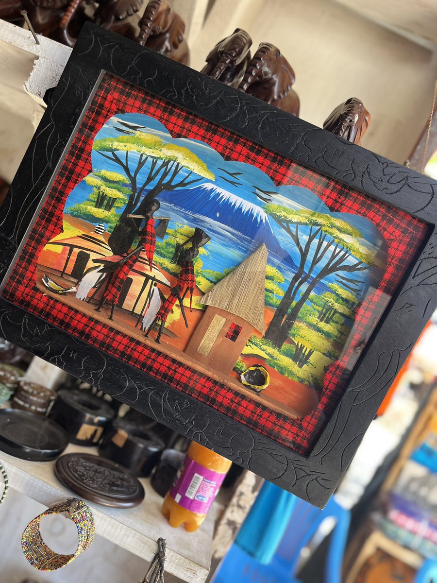 blackmellanin's tweet image. Adding a little African soul to your walls!
Handcrafted frames, full of color, culture and meaning.
#SupportLocal #AfricanDecor #ArtWithPurpose

Grab yours for only 35k.

📍: Mwenge mpakan.
📞: 0612463635.