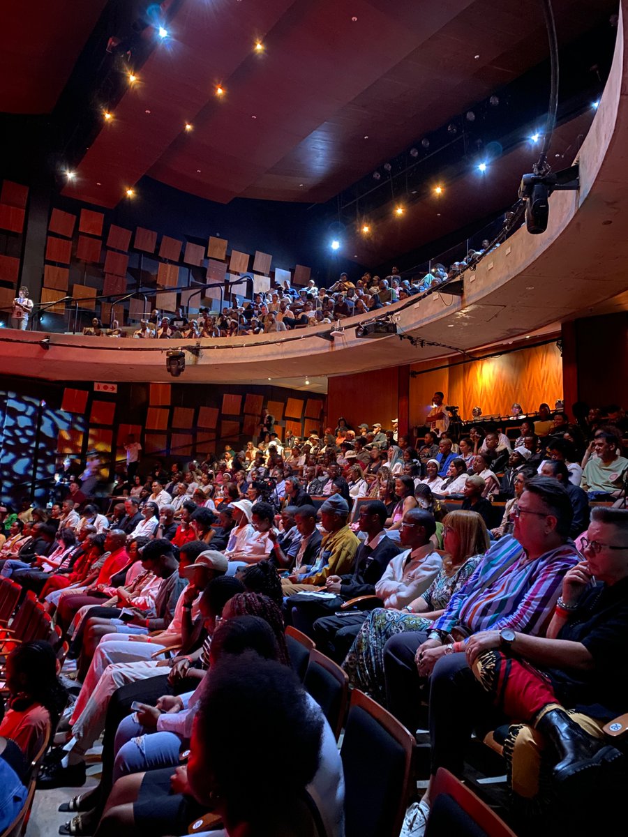 TEDxUniversityofJohannesburg tweet media