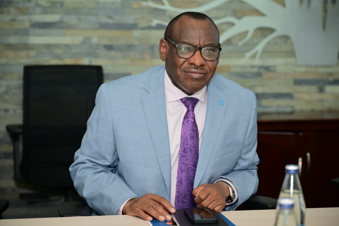 ES <a href="/claverGatete/">Claver Gatete</a> met with the Finnish Amb. H.E. <a href="/SinikkaAntila/">Sinikka Antila</a> to brief on his #NordicClimateDialogues engagements. Both agreed to deepen cooperation on #DRM, critical minerals value chains &amp; #CircularEconomy, including collaboration with <a href="/SitraFund/">Sitra</a> &amp; IDEP-led capacity building.