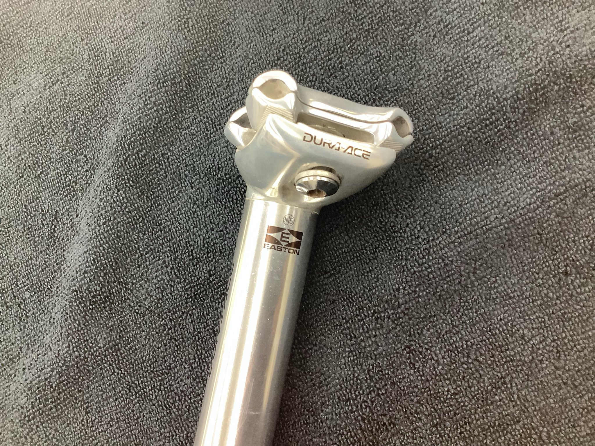 デュラエース　シートポスト27.2（SP-7410） SHIMANO DURA ACE SP-7410 NJS SEATPOST 27.2 VINTAGE BICYCLE