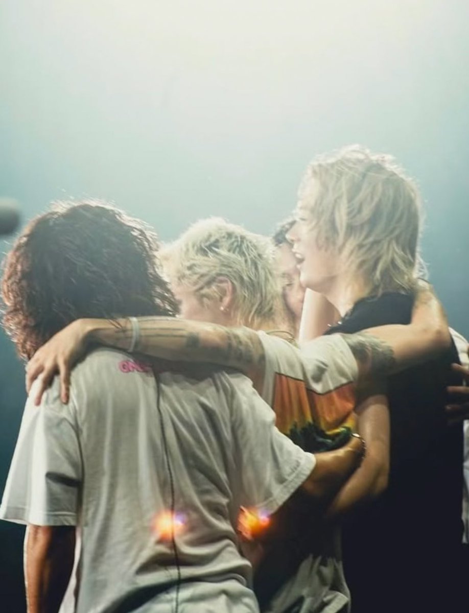 minaminazo10969's tweet photo. 109の日🤟
#ONEOKROCK
#TTTR https://t.co/usfhrifERo
