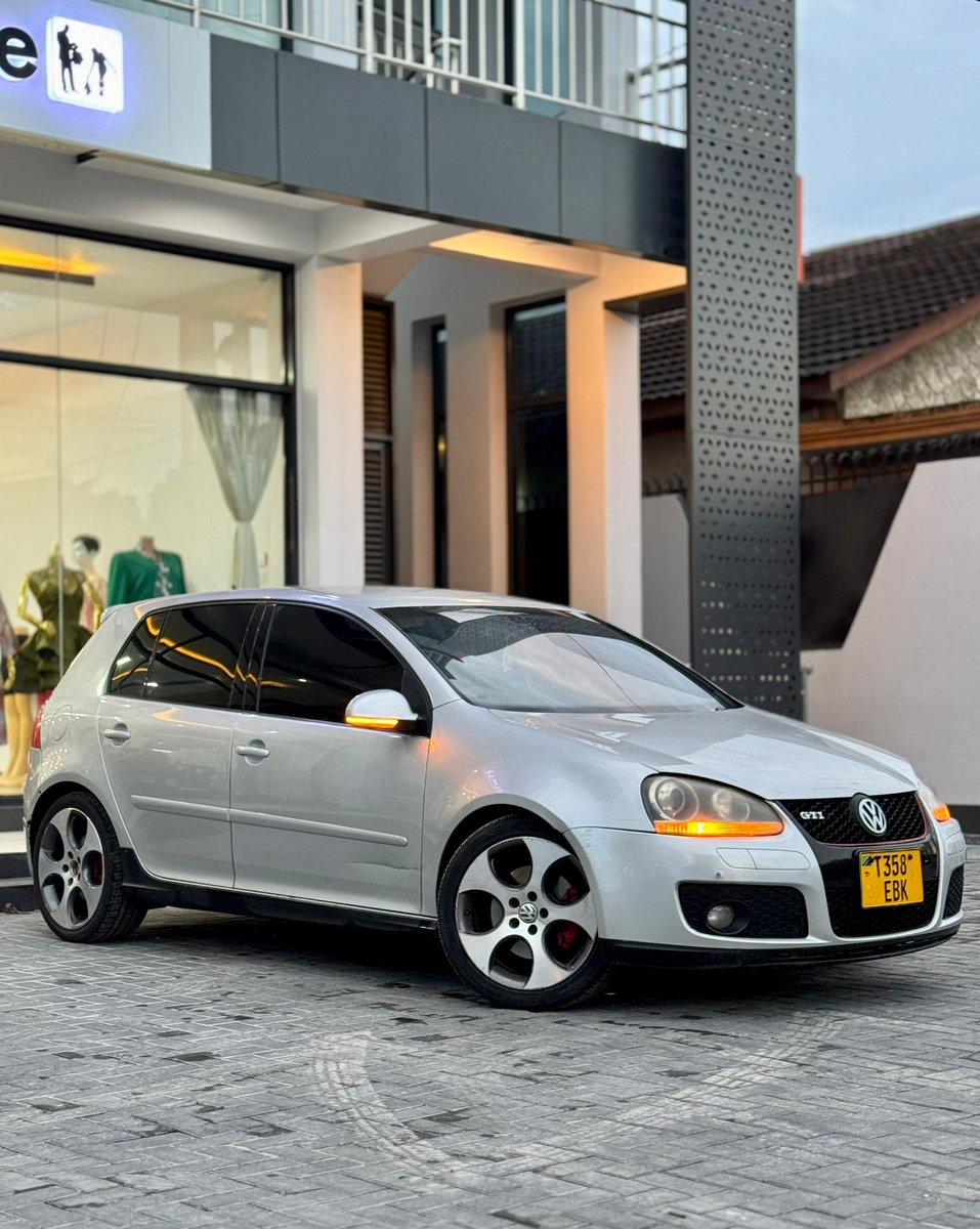 IreneModest's tweet photo. VOLKSWAGEN GOLF GTi:13.8Mil
📞0747990106
SILVER
2008
1990Cc 
ANDROID RADIO
MK5 GTI 2008 | Stage 2 Tuned
Built for boost, tuned for thrill 
Stage 2 ECU Remap
GFB DV+
High-flow downpipe
Cold Air Intake
Oil Catch Can
Upgraded Intercooler
Turbo inlet+exhaust upgrades
#RastaMandinga https://t.co/Mx8Fpgx370