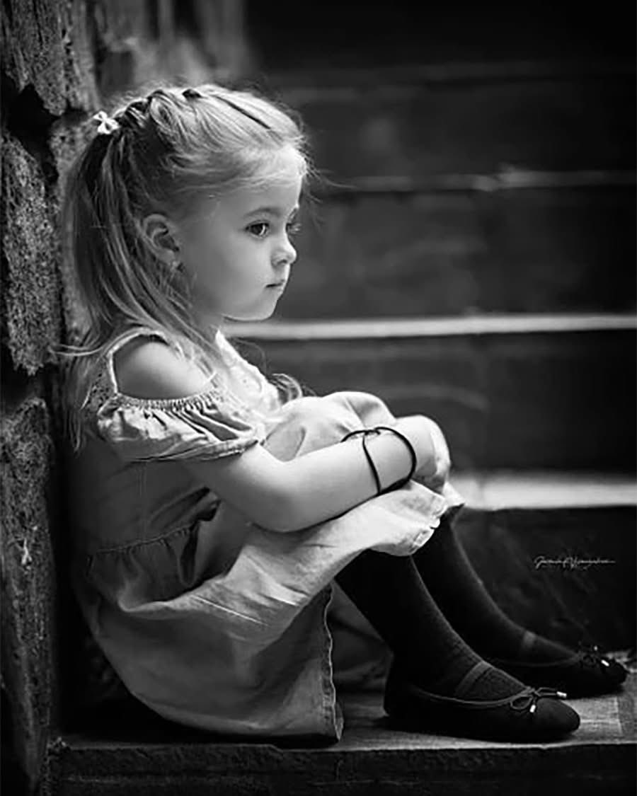 لكلّ شدّة مُدّة
وكل ضيق له مُتسع
هكذا هي الحياة
يتعاقب فيها نهار مُضيء وليل مُظلم تارة يُخالجك الألم
وتارة يُصالحك الأمل .