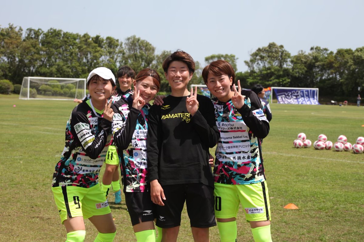 viamaterras2020's tweet photo. 【現役引退のお知らせ】
このたび、#宮本真緒 選手が今シーズンをもちまして、現役を引退することとなりましたのでお知らせいたします。

▶️https://t.co/ciwiANh6XI

#ヴィアマ 
#地域の花になれ
#新富町 https://t.co/4Of5ggT2Xq
