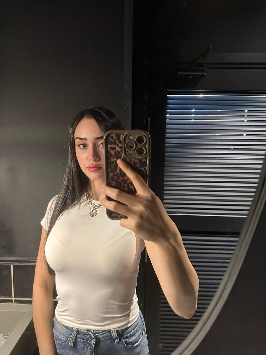 Sol✨️ tweet media