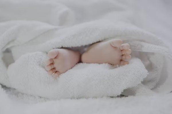 رسميًا..

ثلاثة أيام إجازة تُمنح لكل عامل يُرزق بمولود خلال 7 أيام من تاريخ الولادة
