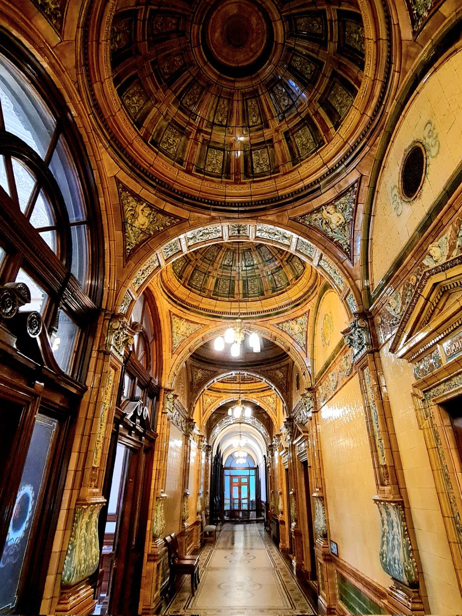 is_glasgow's tweet photo. The Faience Corridor of Glasgow City Chambers. Ten feet wide and one hundred feet long, every inch of its walls and domed ceilings are adorned with glazed decorative ceramic tiles.

#glasgow #design #ceramics #tiling #faience #architecture #architecturephotography https://t.co/9MndwRCRyf