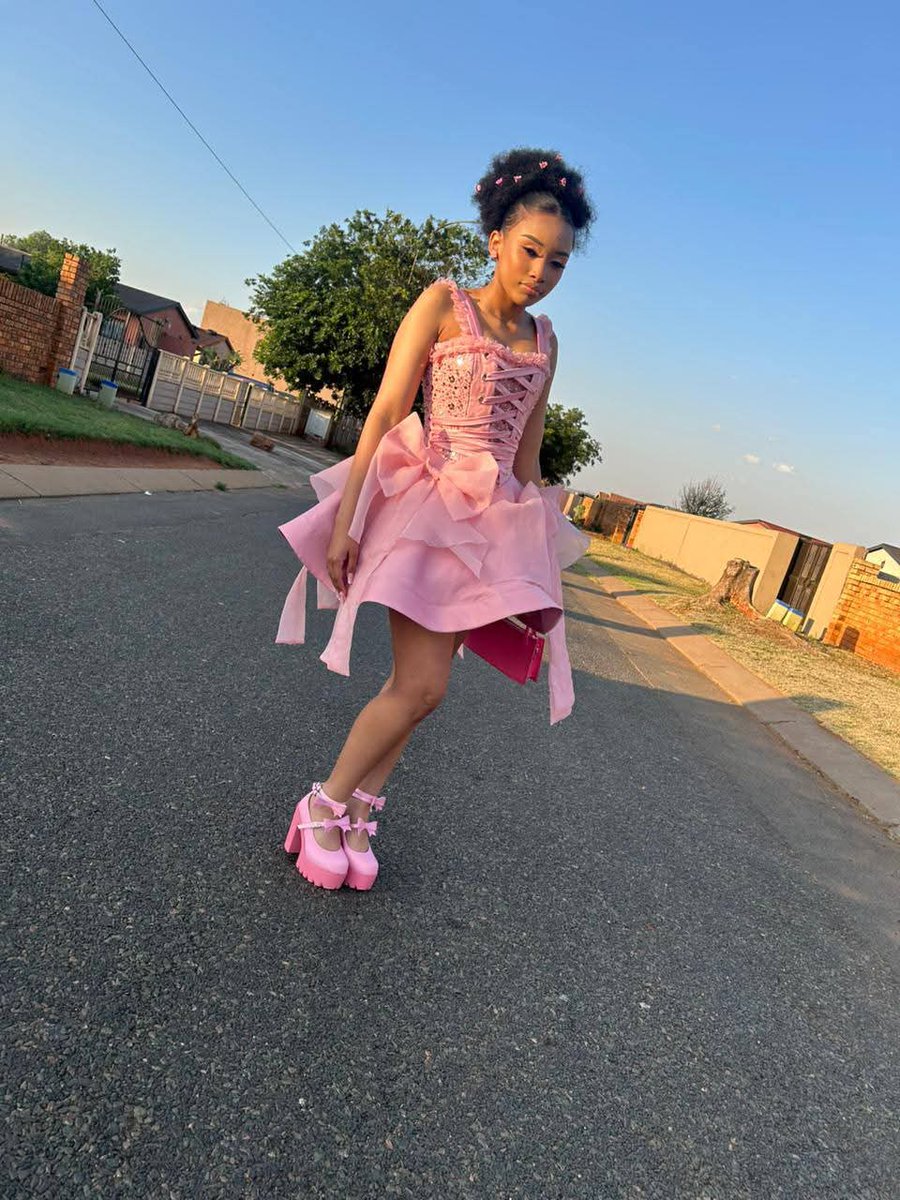 Benedic28871317's tweet image. My granddaughter. 😍😍😍
MD 2025
Hababtle wena @AntonyNgele jou Satan!