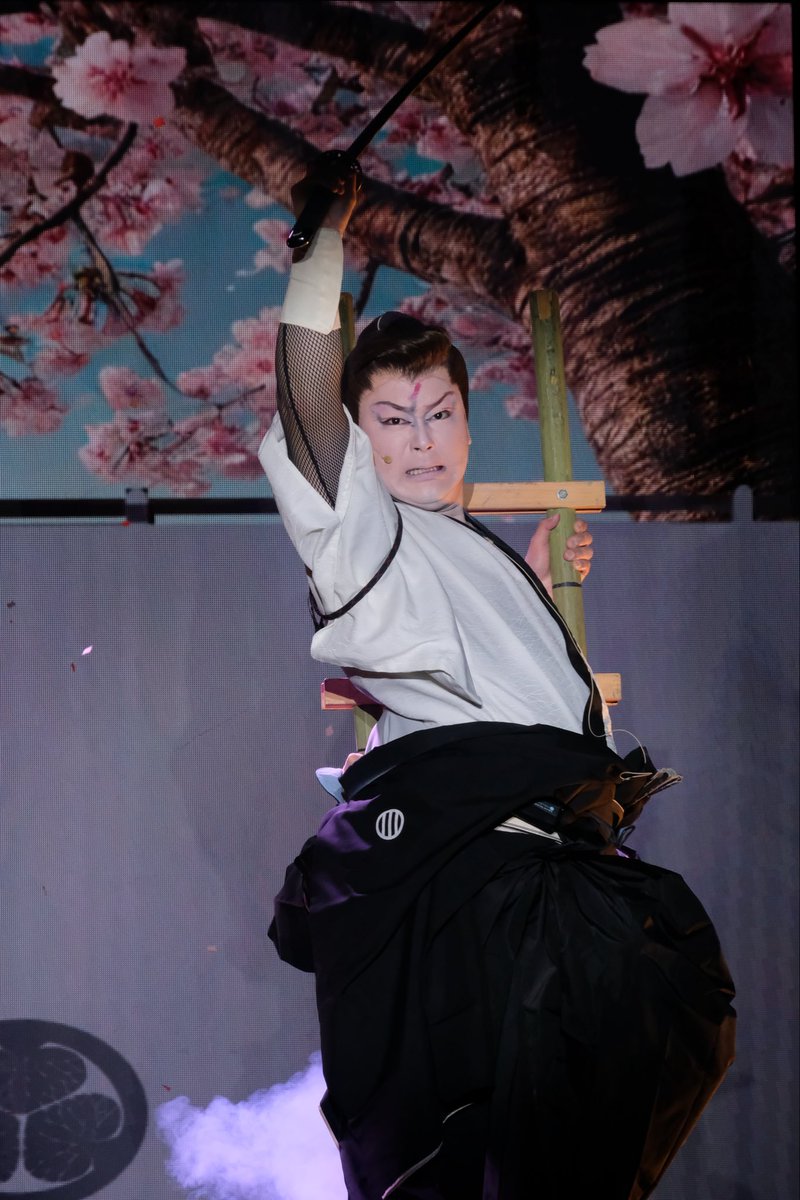 歌舞伎町劇場 on X