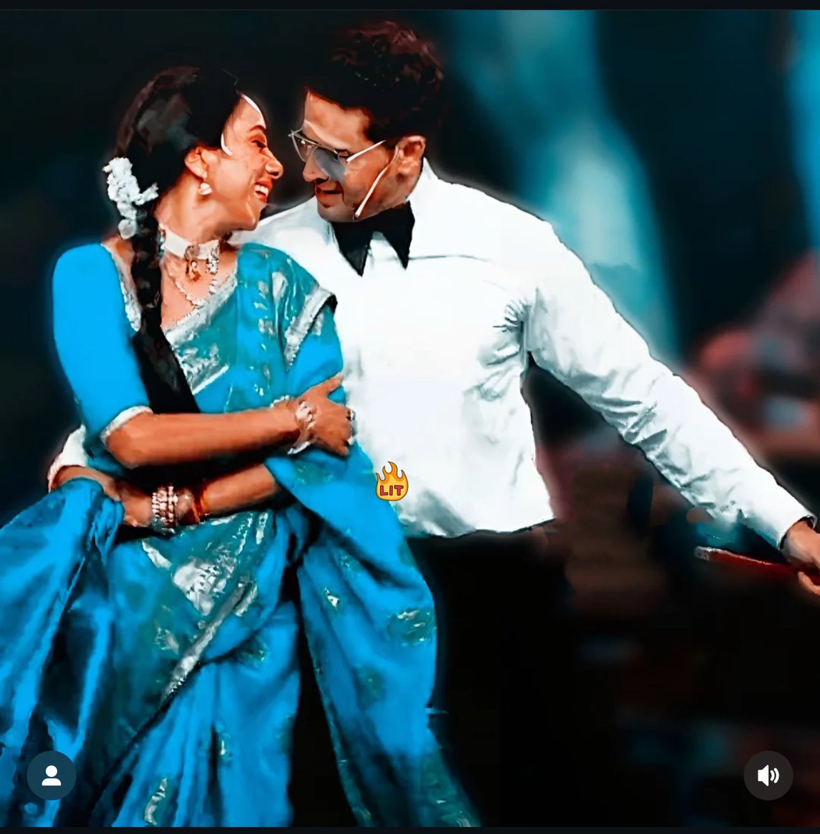 “Kuch to tha tere mere darmiyaaaaa….”

#GauRup 
#MaAn