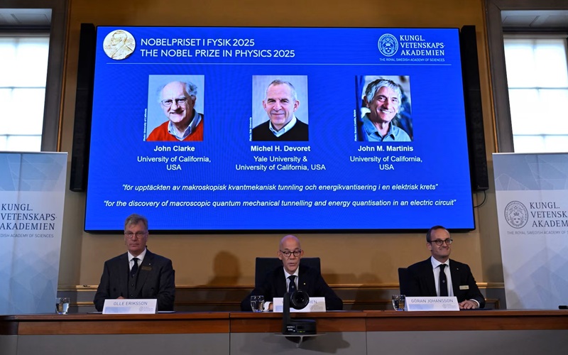 Three scientists, John Clarke, Michel Devoret and John Martinis, win <a href="/NobelPrize/">The Nobel Prize</a> for quantum tunnelling experiments tvitoday.com/2025/10/08/tri…