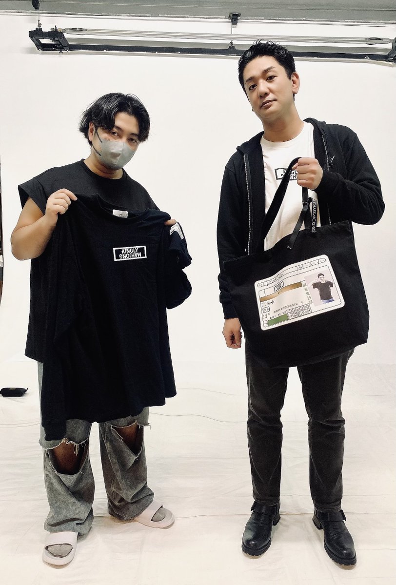 KINGLY_MASK's tweet image. Mリーグなど様々な活躍で大人気の
醍醐 大さん× KINGLYMASKの撮影でした！！

とても素敵な写真が撮れました✨

サインをいただいたので原宿にお越しの際はぜひ観に来てください🎵

お楽しみに！！