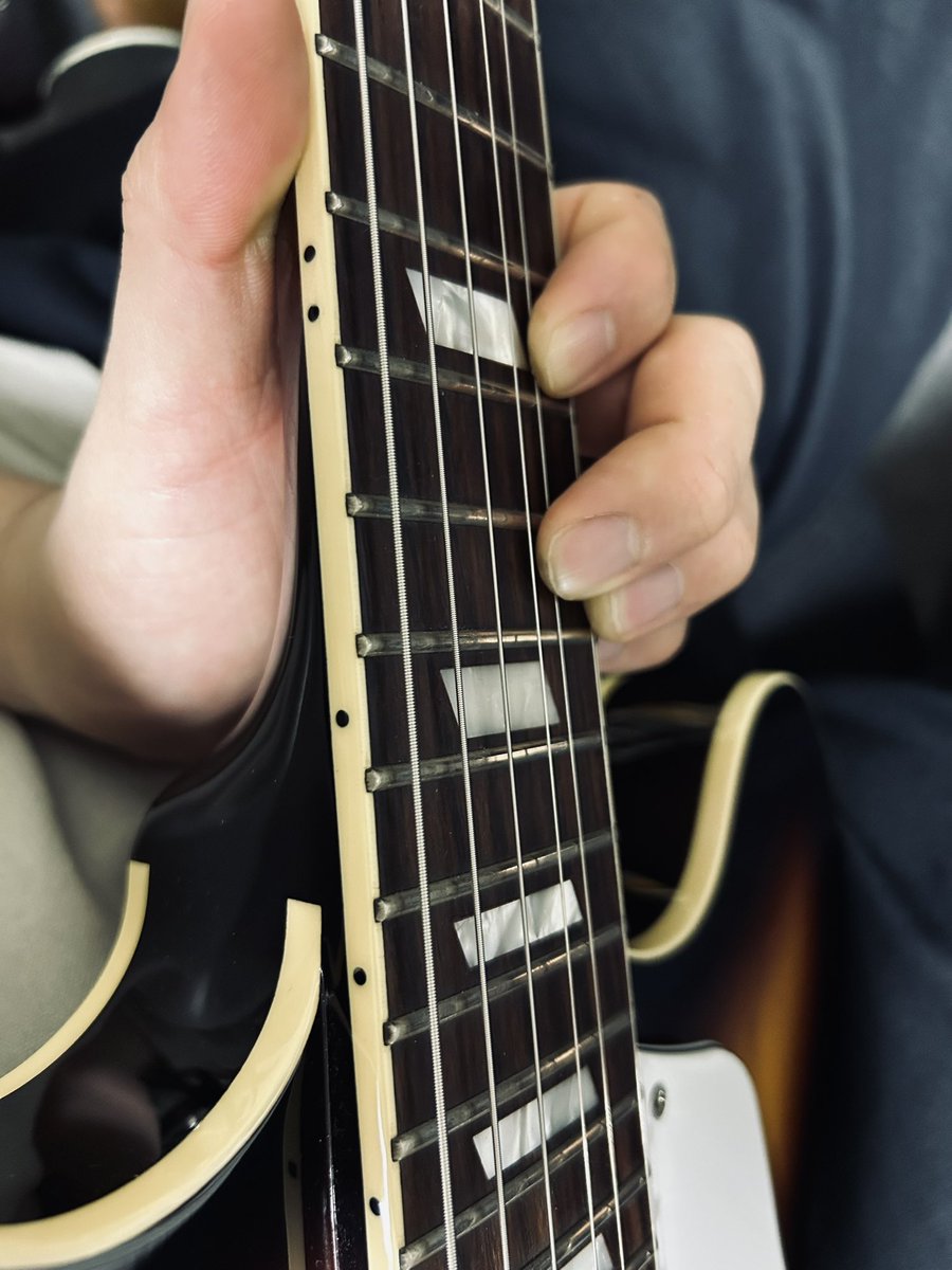 この辺りのアルペジオは大変だった🎸