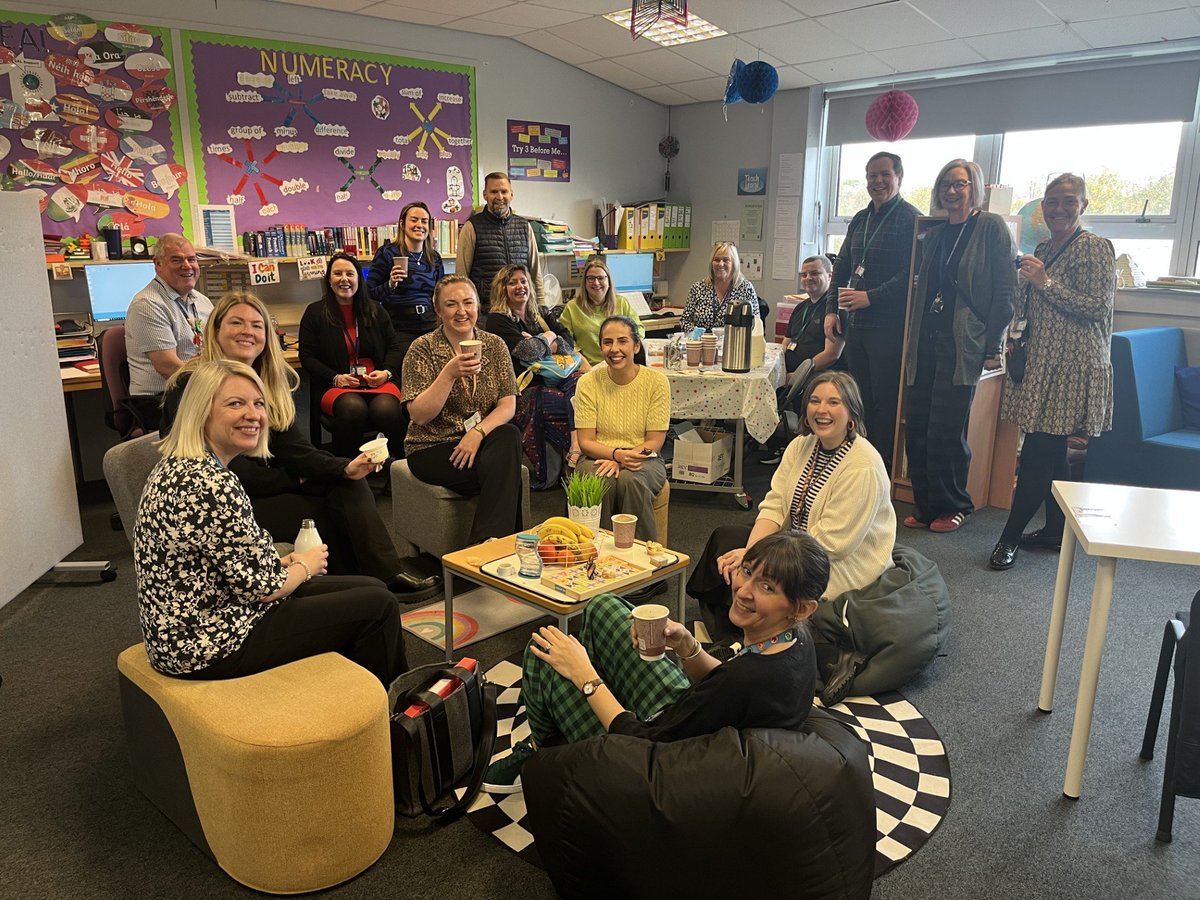 LCHS Student Learning Centre tweet media