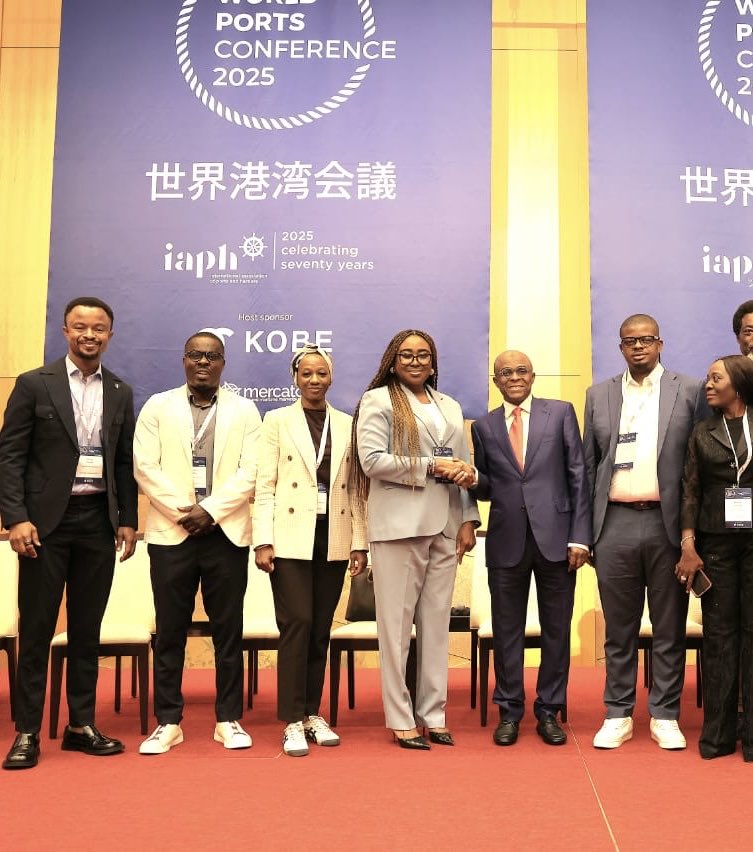 nigerianports's tweet image. Global Port Leaders Endorse Nigeria's Abubakar Dantsoho As Vice-President IAPH

At the ongoing World Ports Conference in Kobe-Japan, Port professionals drawn from 64 Countries have endorsed the election of the Managing Director Nigerian Ports Authority (NPA) Dr. Abubakar Dantsoho…