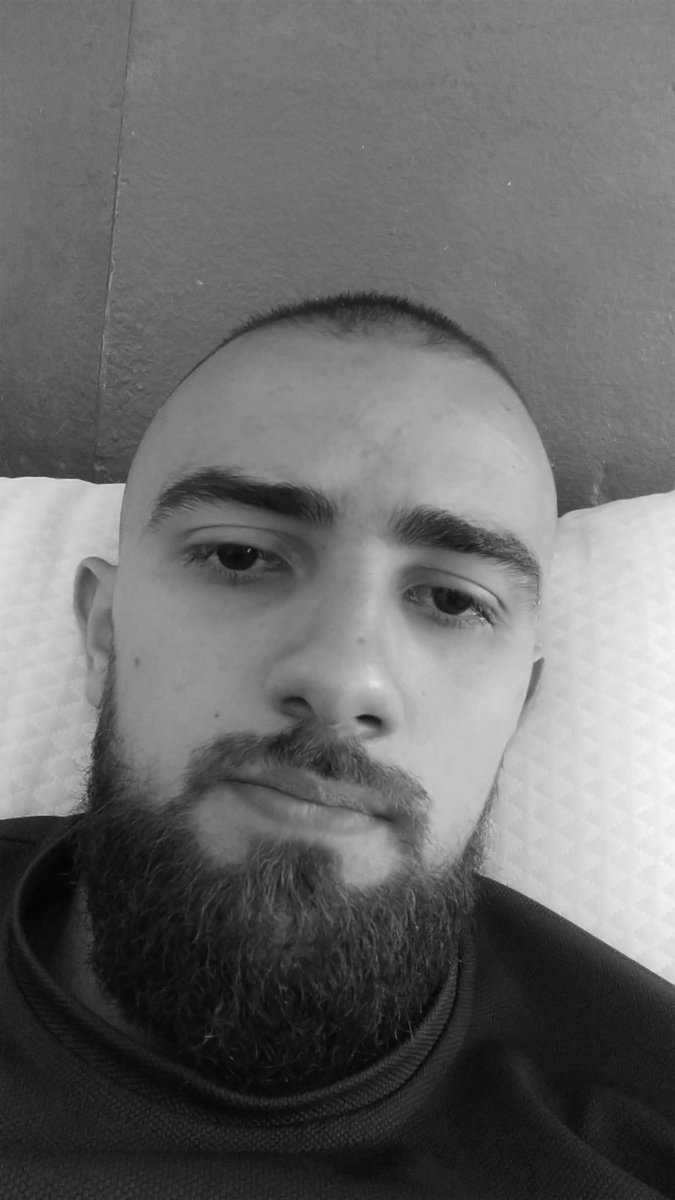 -
هــم أحــيَاء ...؟

يتقلّبون في حَواصِل الطَّيرِ
مُنعمين .. !

ويَسرحُون في أرجَاء الجِنانِ
مُكرمين .. !

ربّـآهِ أسًـآلَك رحًـيلَآ كــ رحًيلَهِمِ

رحمكم الله ي اخواني 😢💔

#شــهّدٍآئنــآ ...💔

#الملتقى_الجنة_بإذن_الله 

#عبادة_حذيفة
🌸🍃💔