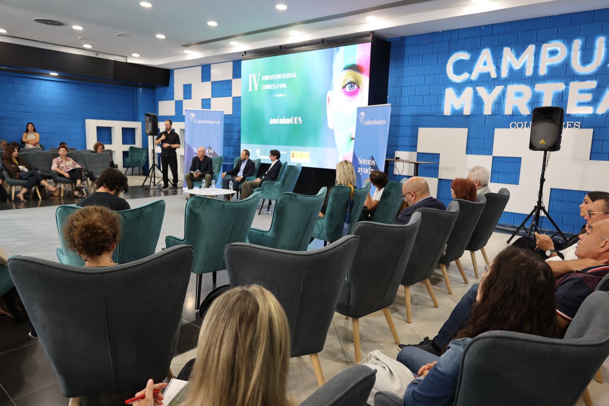 Catedra_RSC's tweet image. FORO | ♻️➡️IV Foro Internacional Empresa &amp;amp; ONG: anónim𝗢𝗗𝗦. 

Mentoría en la implantación de la #RSC y los #ODS con @EMUASA_Clientes y Enterprise. 

🗣️Modera: @longinosmarin, Director @Catedra_RSC @UMU. 

👏Enhorabuena a @ColumbaresONG por #ConectaConLaRSC.