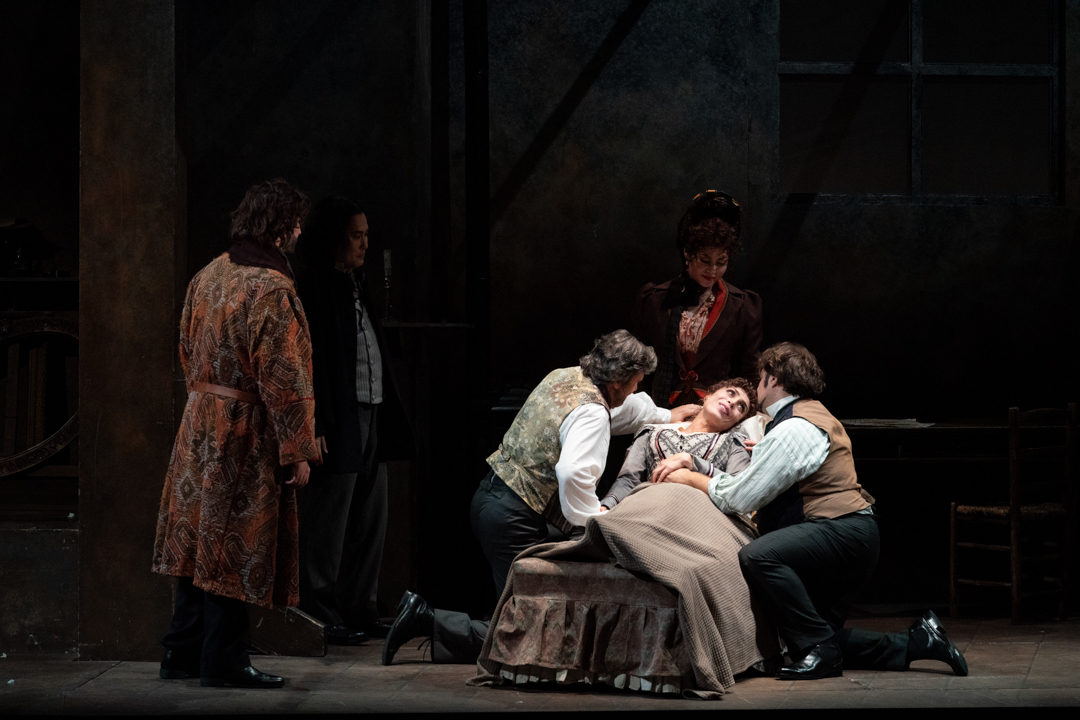 『ラ・ボエーム』本日の公演にご来場いただいた皆様、ありがとうございました。『ラ・ボエーム』は次回11日（土）13:00公演が最終公演です。千秋楽も皆様のご来場をお待ちしております。